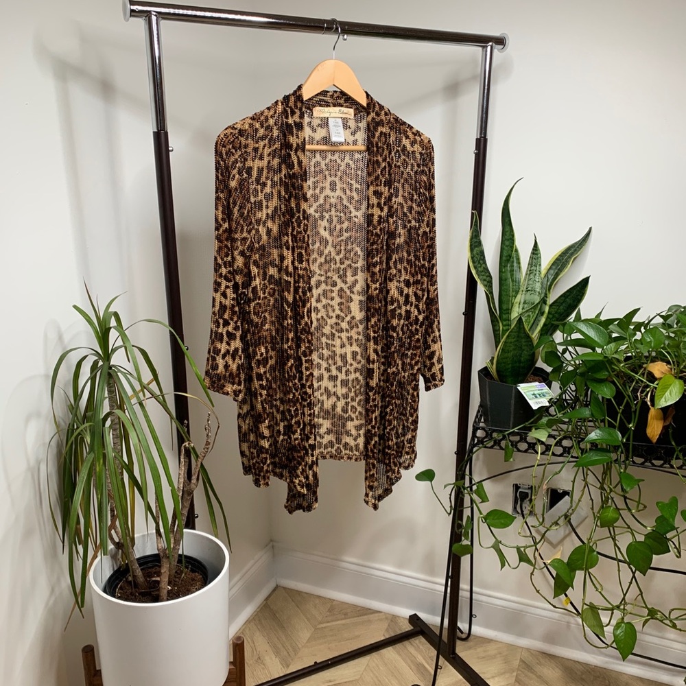 Women’s Cheetah Print Cardigan size 2X